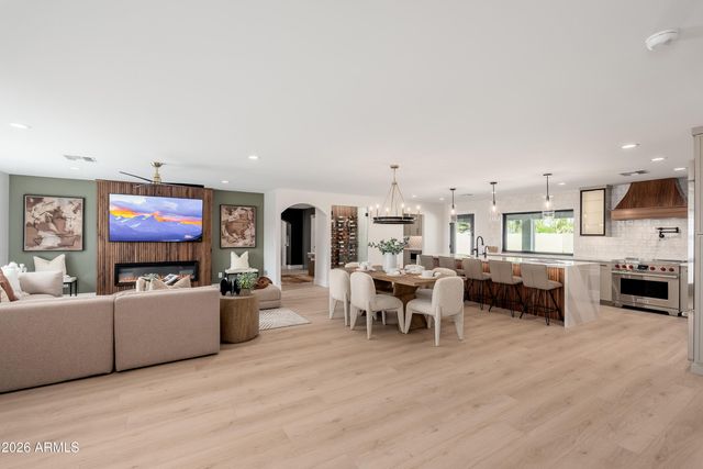 13634 N 51ST Place, Scottsdale, AZ 85254