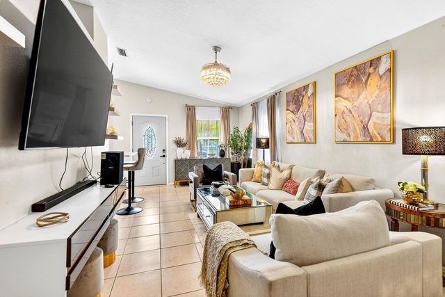 519 29TH AVENUE W, Bradenton, FL 34205