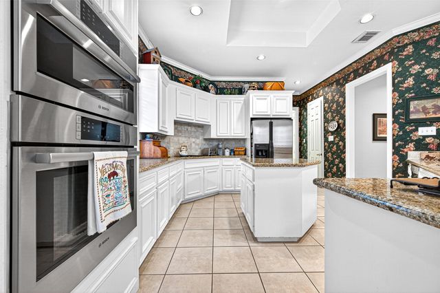 3003 Grand Elm Circle, Houston, TX 77068