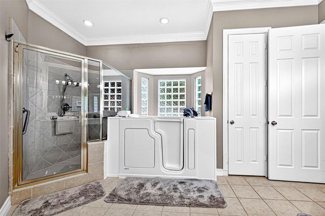 3003 Grand Elm Circle, Houston, TX 77068