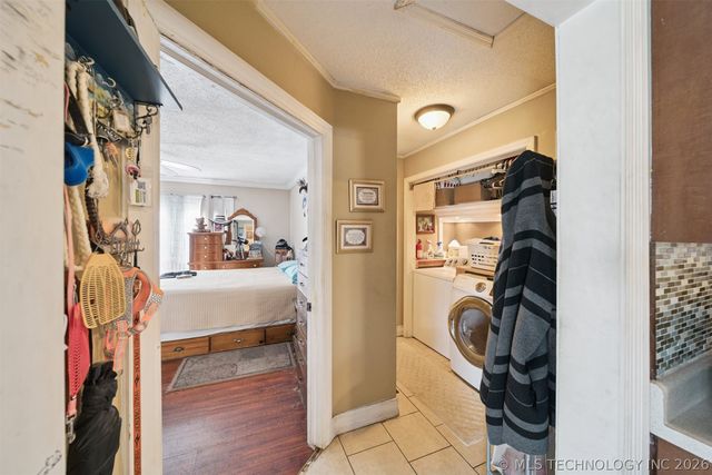 22352 W Coyote Trail, Sand Springs, OK 74063