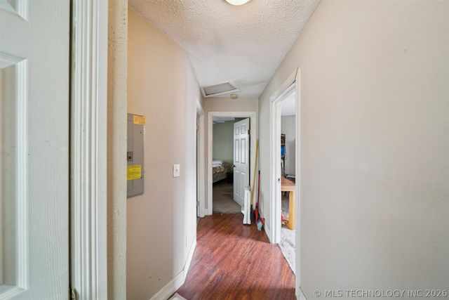 22352 W Coyote Trail, Sand Springs, OK 74063