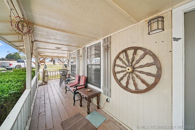 22352 W Coyote Trail, Sand Springs, OK 74063