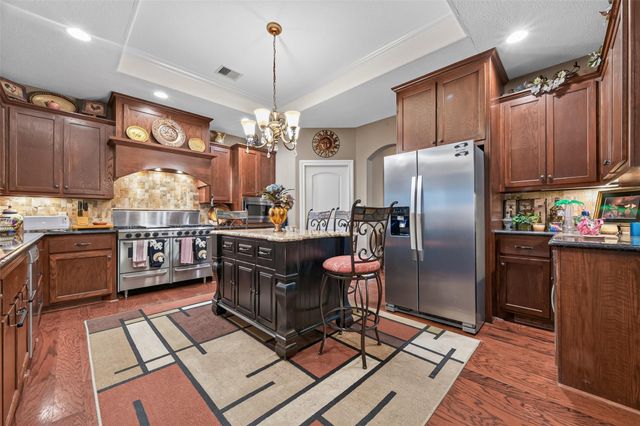 2311 Flamingo Street, New Caney, TX 77357