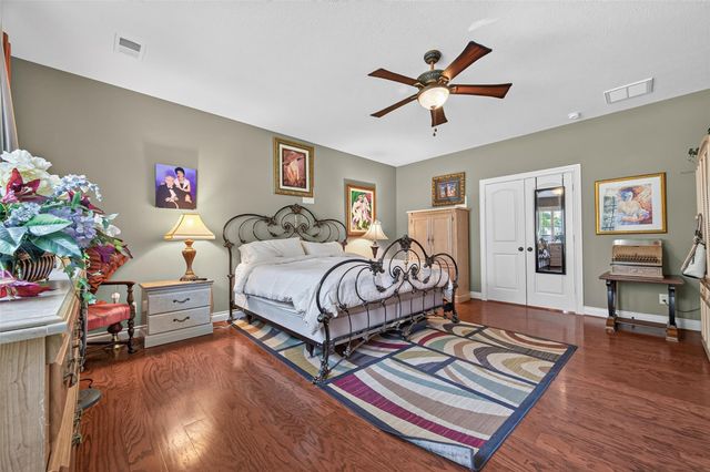 2311 Flamingo Street, New Caney, TX 77357