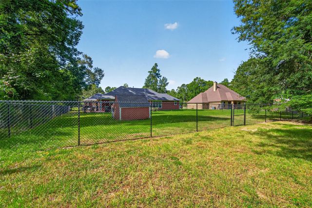 2311 Flamingo Street, New Caney, TX 77357