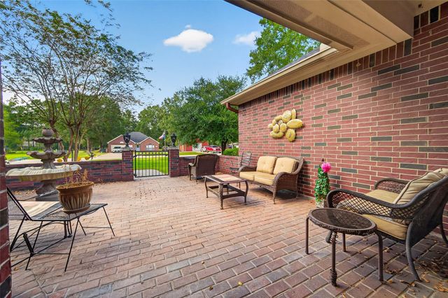 2311 Flamingo Street, New Caney, TX 77357
