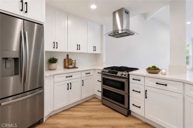 7910 Mencken Avenue, West Hills, CA 91304