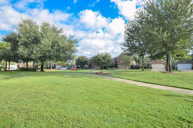 28503 Pleasant Forest Drive, Katy, TX 77494