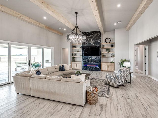 24500 N Council Road, Edmond, OK 73025