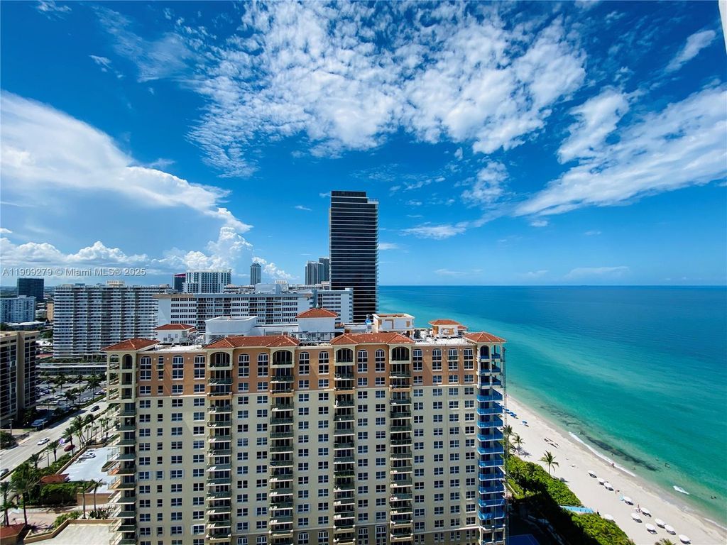 3140 S Ocean Dr PH7, Hallandale Beach, FL 33009