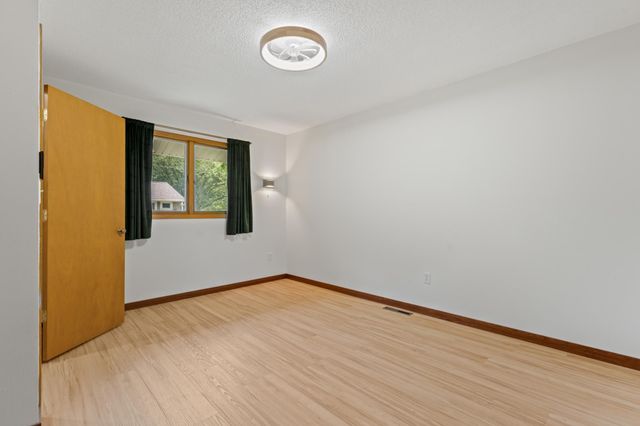 1426 Graham Court SE, Rochester, MN 55904