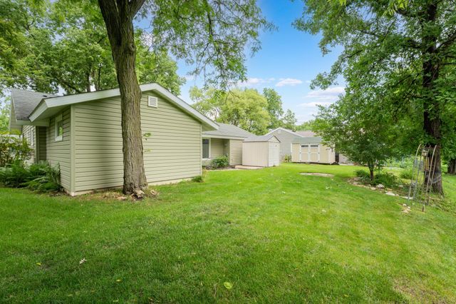 1426 Graham Court SE, Rochester, MN 55904