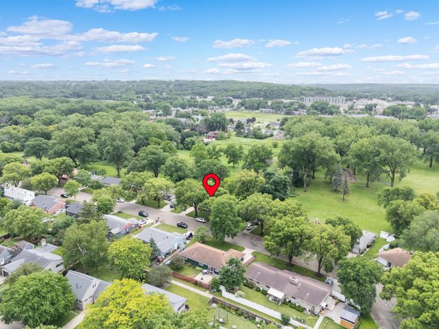 1426 Graham Court SE, Rochester, MN 55904