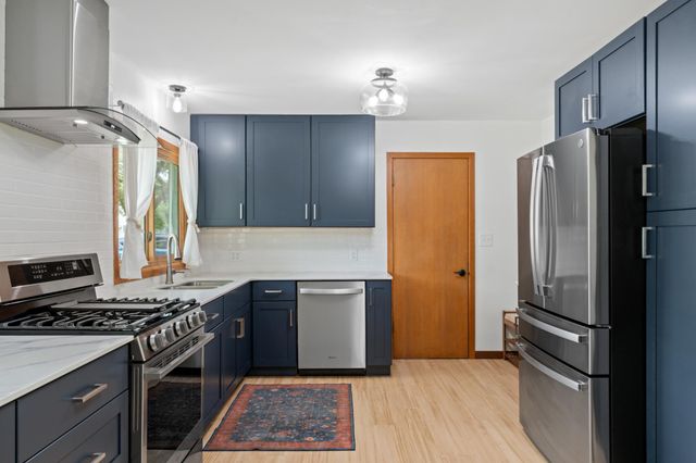 1426 Graham Court SE, Rochester, MN 55904
