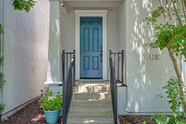 11021 International Dr, Rancho Cordova, CA 95670