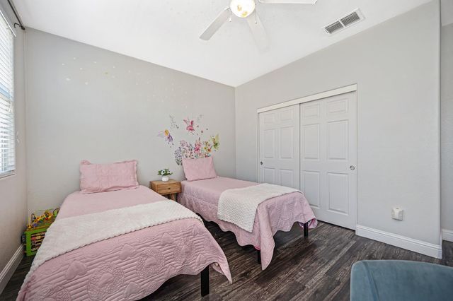 11021 International Dr, Rancho Cordova, CA 95670