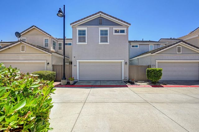 11021 International Dr, Rancho Cordova, CA 95670