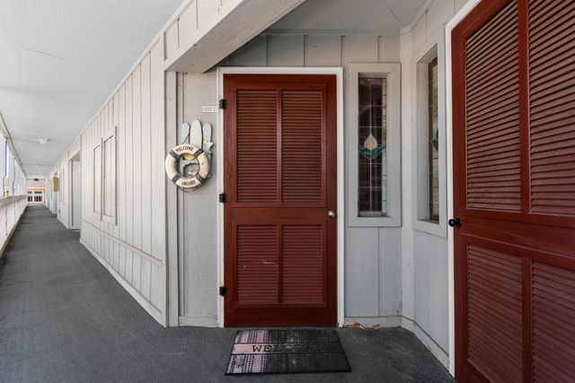 627 N Waccamaw Dr Unit 105B, Murrells Inlet, SC 29576