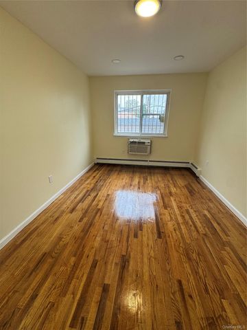 116-09 91st Avenue 2nd fl, Richmond Hill, NY 11418