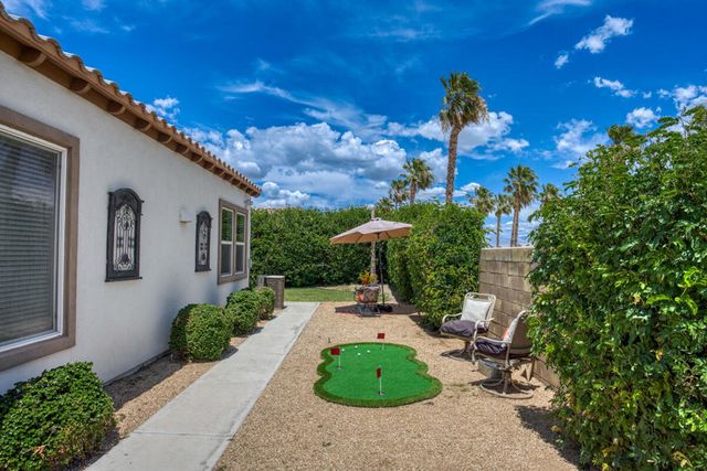 81326 Golden Barrel Way, La Quinta, CA 92253