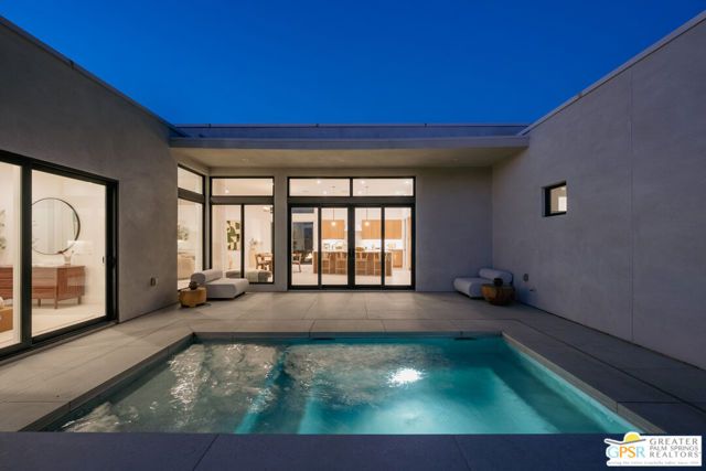 734 Nugget Lane, Palm Springs, CA 92262