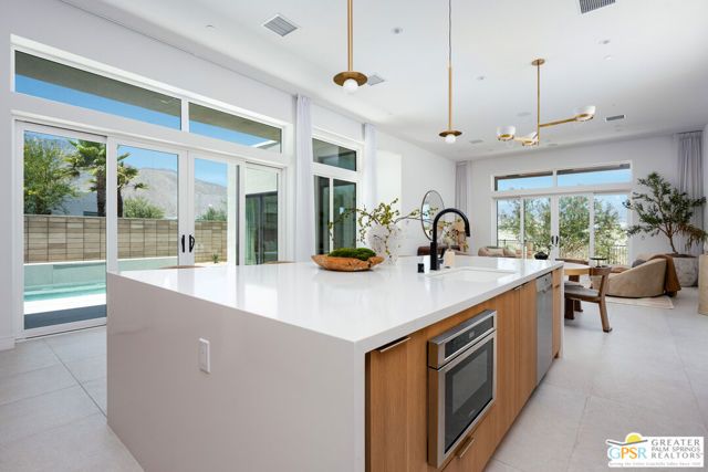 734 Nugget Lane, Palm Springs, CA 92262