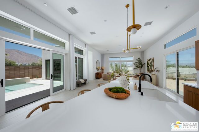 734 Nugget Lane, Palm Springs, CA 92262