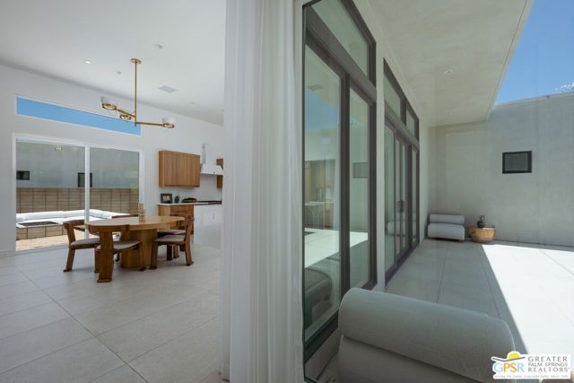 734 Nugget Lane, Palm Springs, CA 92262