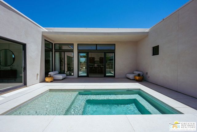 734 Nugget Lane, Palm Springs, CA 92262
