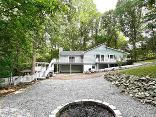150 Orchard Drive, Inman, SC 29359