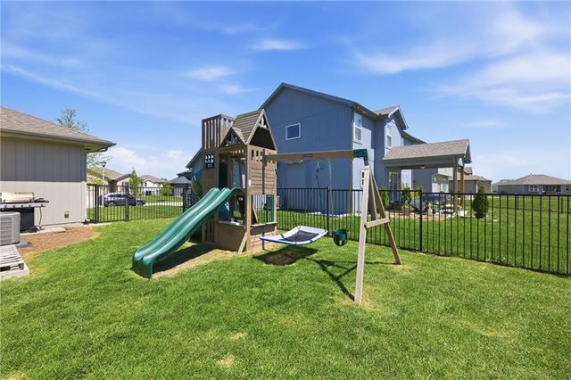 25095 W 148th Place, Olathe, KS 66061