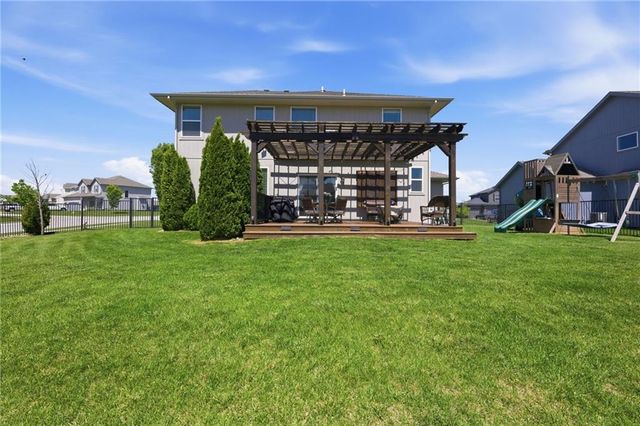 25095 W 148th Place, Olathe, KS 66061