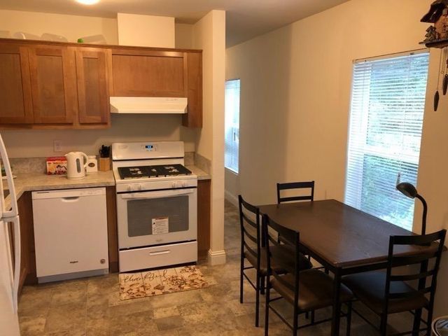 1833 Sams Ln, Pollock Pines, CA 95726