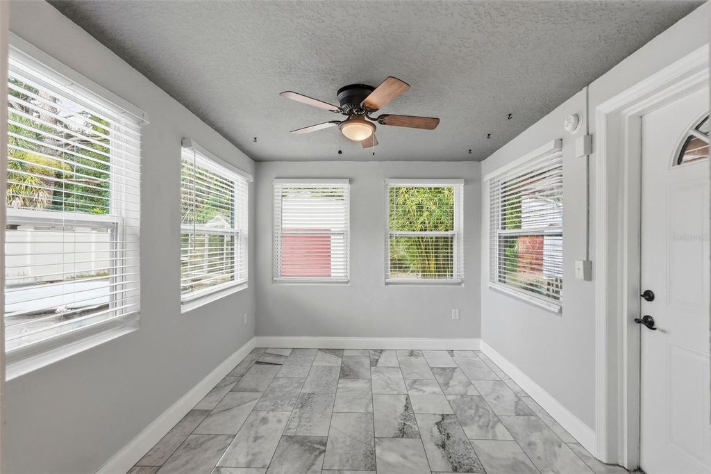 Image 10 of property listing at 10060 56TH STREET N, Pinellas Park, FL 33782