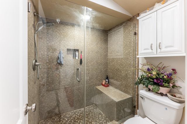 2115 Normal Park Drive, Huntsville, TX 77340