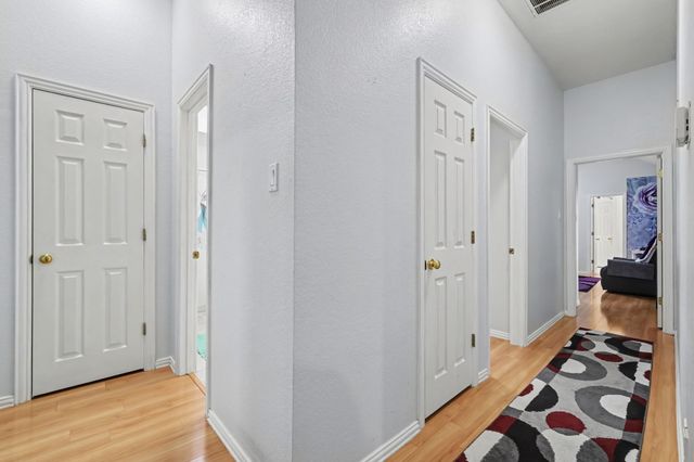7925 Peregrine Trail, Arlington, TX 76001