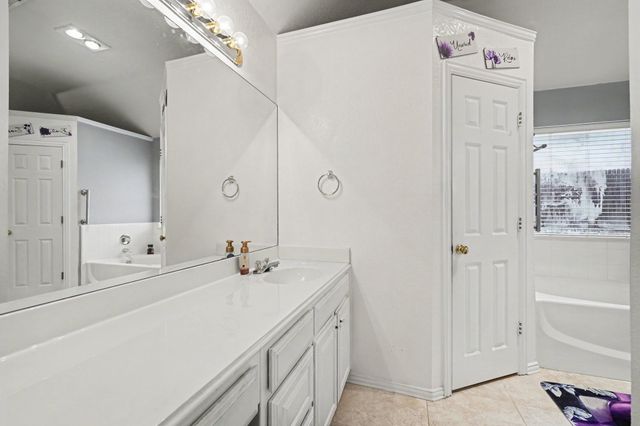 7925 Peregrine Trail, Arlington, TX 76001