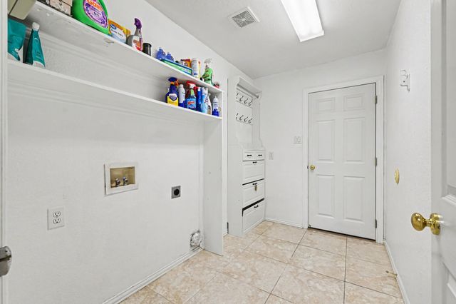 7925 Peregrine Trail, Arlington, TX 76001