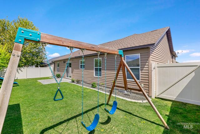 446 Noble St., Twin Falls, ID 83301