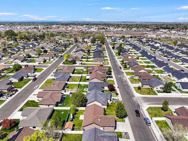 446 Noble St., Twin Falls, ID 83301