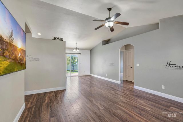 446 Noble St., Twin Falls, ID 83301