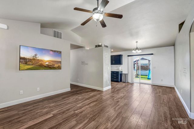 446 Noble St., Twin Falls, ID 83301