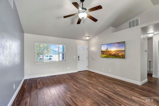 446 Noble St., Twin Falls, ID 83301