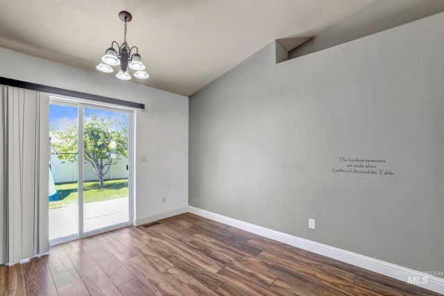 446 Noble St., Twin Falls, ID 83301
