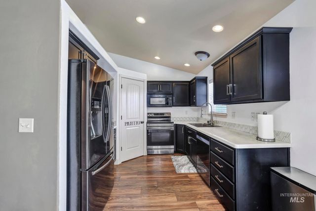 446 Noble St., Twin Falls, ID 83301