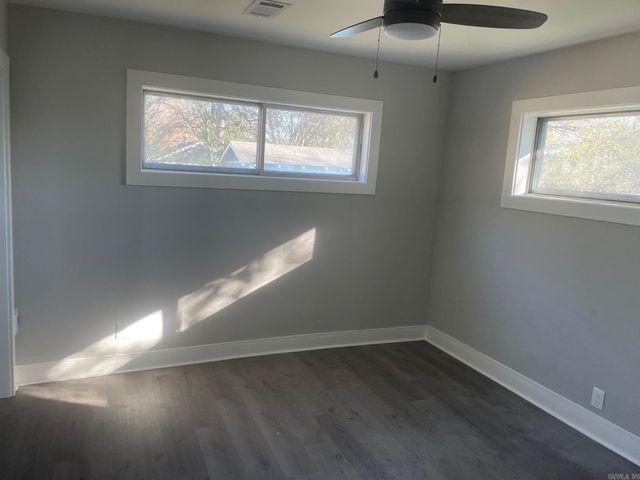 616 Pearl St, Benton City, AR 72015