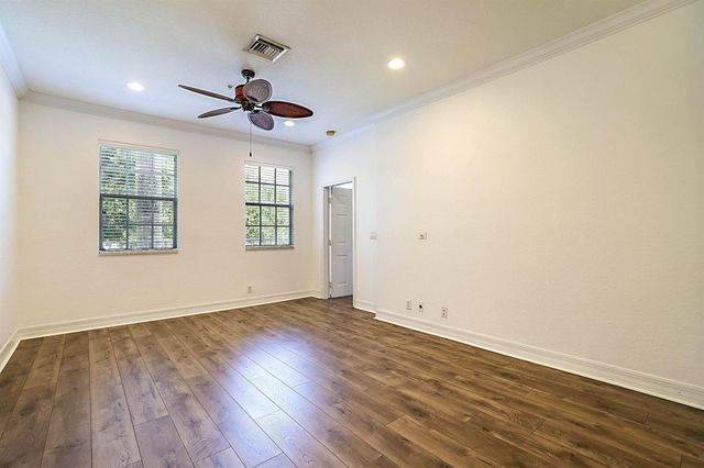 241 E THATCH PALM Circle E, Jupiter, FL 33458
