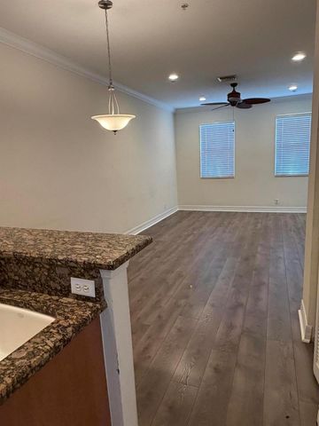 241 E THATCH PALM Circle E, Jupiter, FL 33458