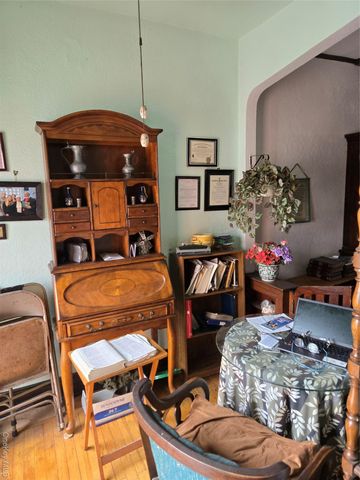 89-12 Rutledge Avenue, Glendale, NY 11385